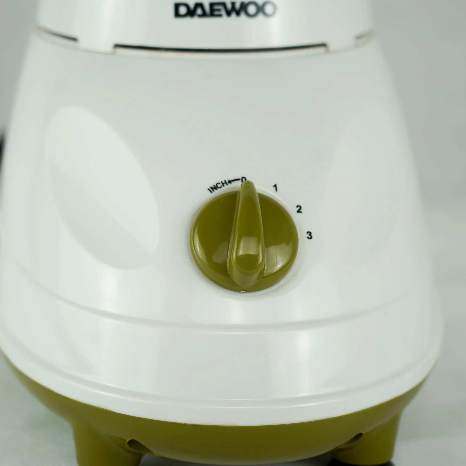 Daewoo Mixer Grinder 1.5 Liters, 550W, DMG-5501 - Image 5