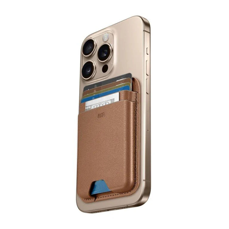 ESR Magnetic Wallet Caramel Brown