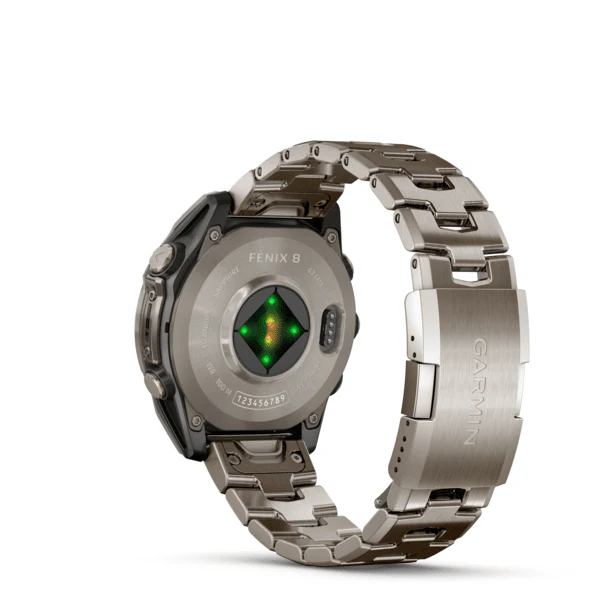 GARMIN FENIX 8 - 47 MM, AMOLED, SAPPHIRE BARE TITANIUM, GRAPHITE WITH
TITANIUM BAND PLUS GRAPHITE SILICONE BAND - Image 4