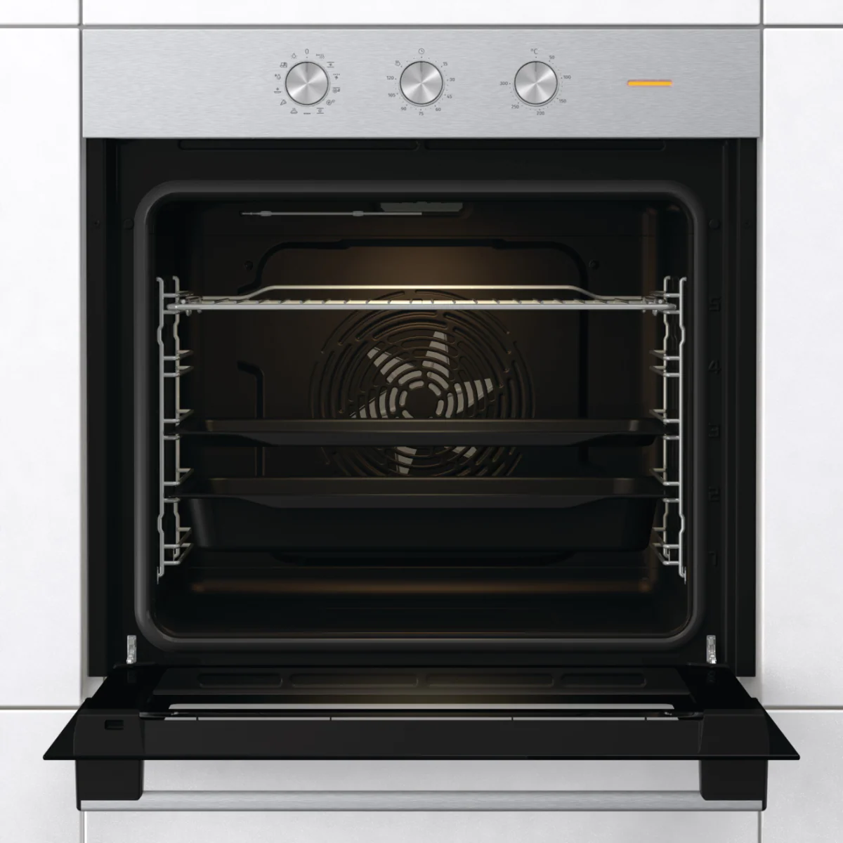 Gorenje Built In Electric Oven 77L Black - Image 3