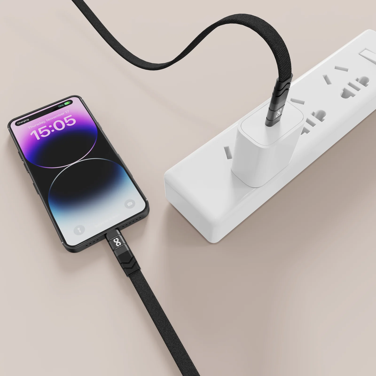 Infinyty Loop Charge Crossbody Flat Cable USB-C to USB-C, 100W, 1m, Black - Image 4