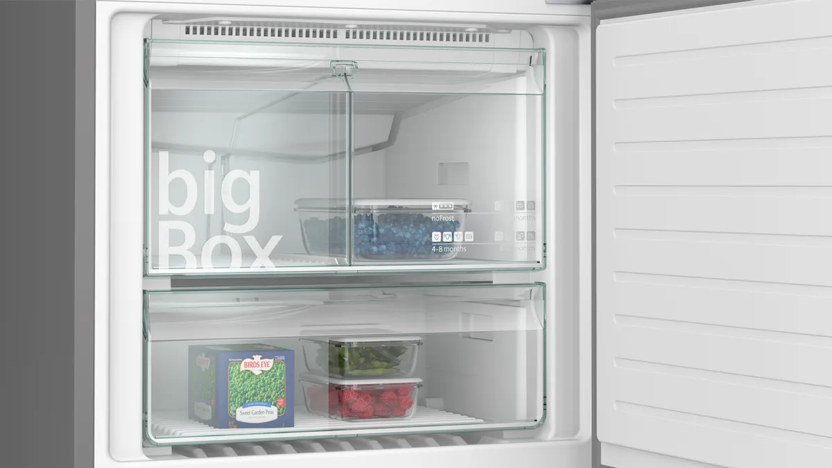 Siemens iQ500 Bottom Freezer Refrigerator, 578 L, Brushed Black, KG76NCXE0M - Image 5