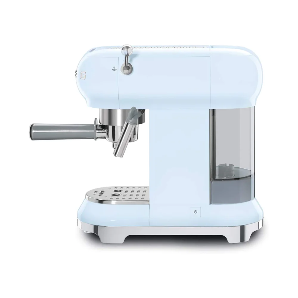 Smeg Traditional Pump Espresso Coffee Machine 1000ml Pastel Blue - Image 4