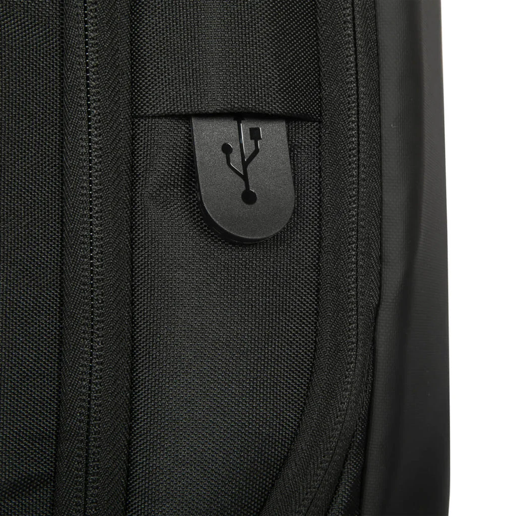 Targus Commuter Backpack Black, TBB652GL - Image 8